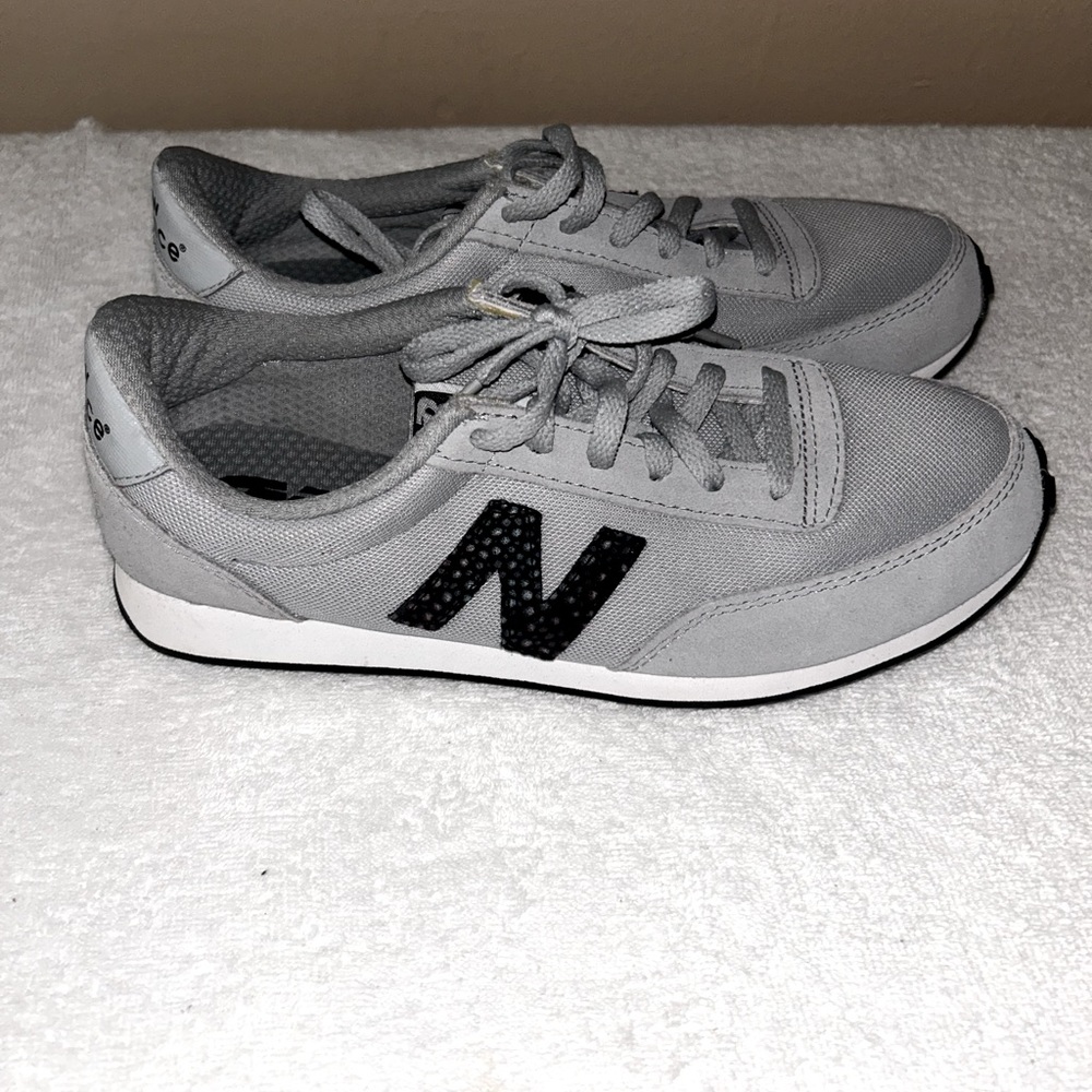 New Balance 410